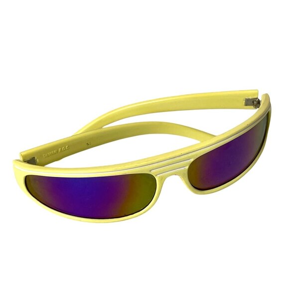 Vintage Retro 80's Yellow Sporty Wraparound Sunglasses Dark Lenses Groovy Cool - Picture 7 of 14
